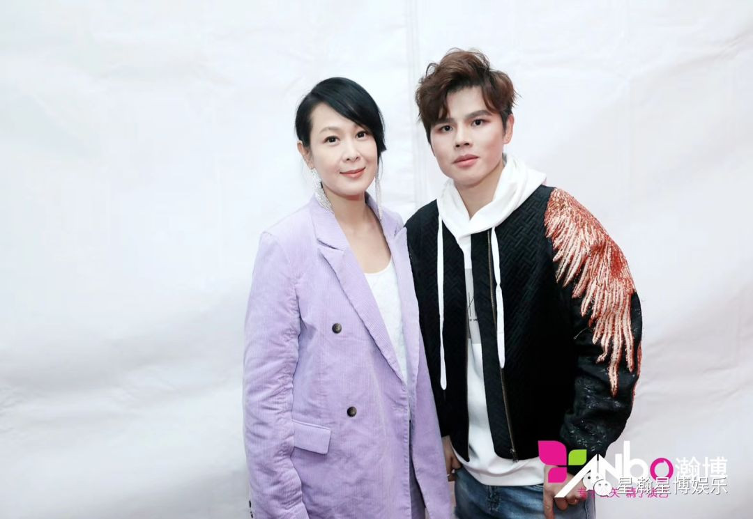 助力金堂紅星美凱龍開盤，天后劉若英親臨現場深情演唱